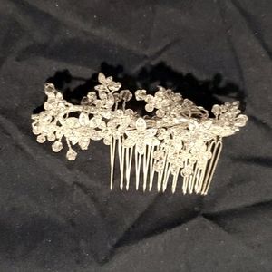 Bridal hair clip